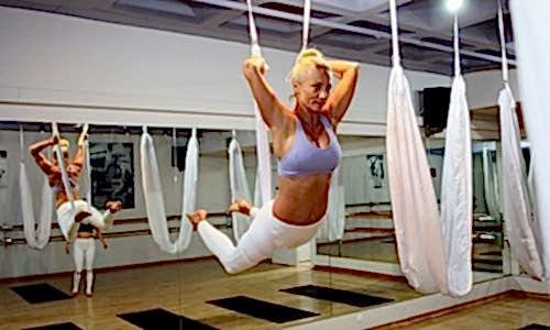 0000595_aerial-yoga